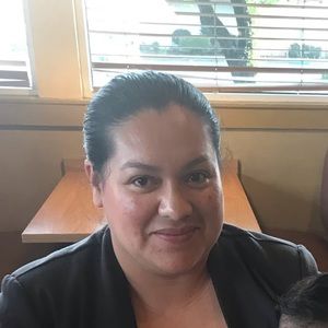 Meet your Posher, Roxana